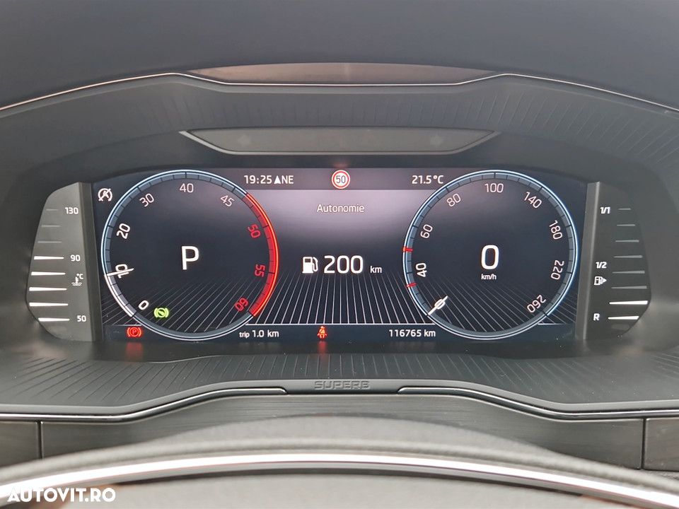 Skoda Superb Combi 2.0 TDI 4x4 DSG Premium Edition - 19