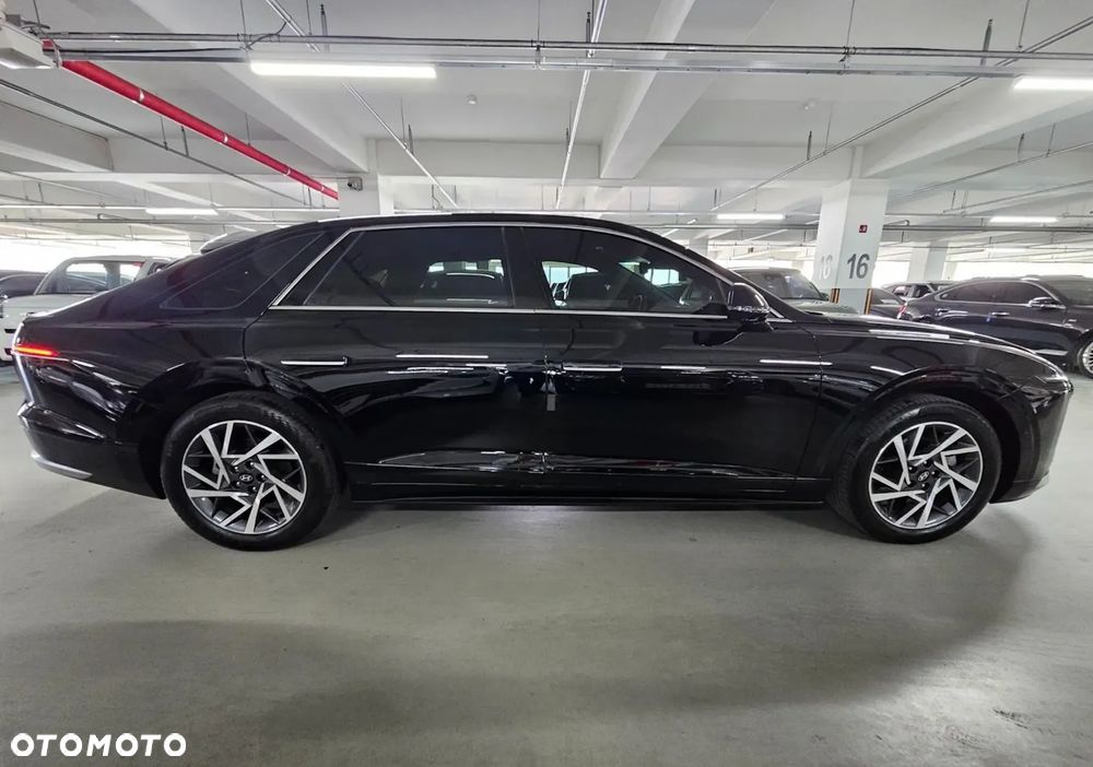 Hyundai Grandeur - 8