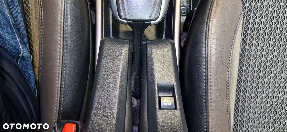 Peugeot 2008 1.2 Pure Tech Style EU6 - 20