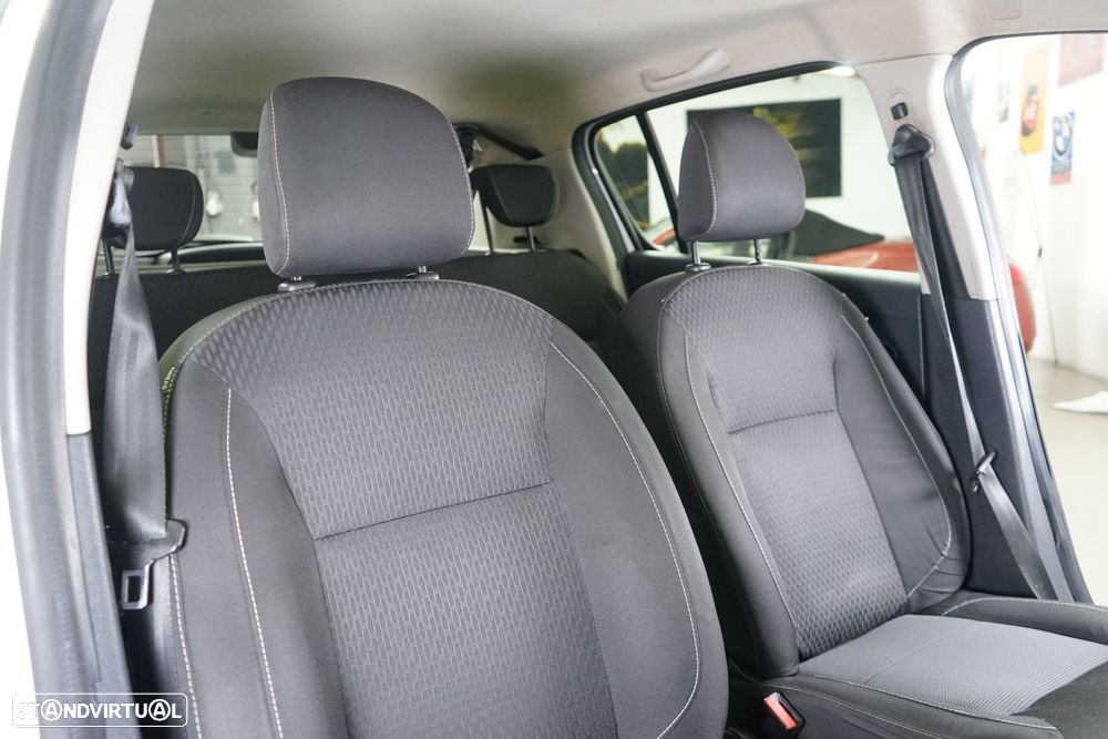 Dacia Sandero 0.9 TCe Comfort - 32