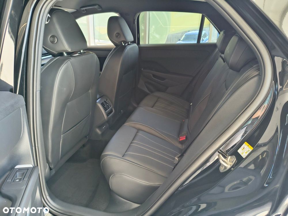 Volkswagen T-Roc 1.5 TSI R-Line DSG - 10