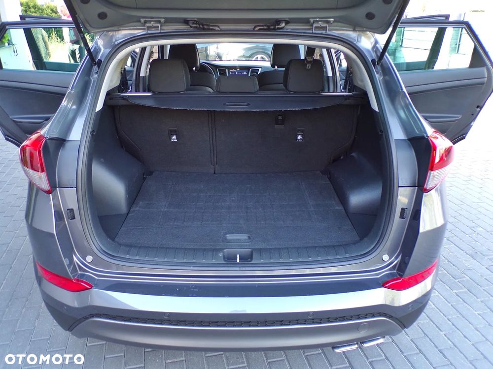 Hyundai Tucson 2.0 CRDI 2WD Style - 33