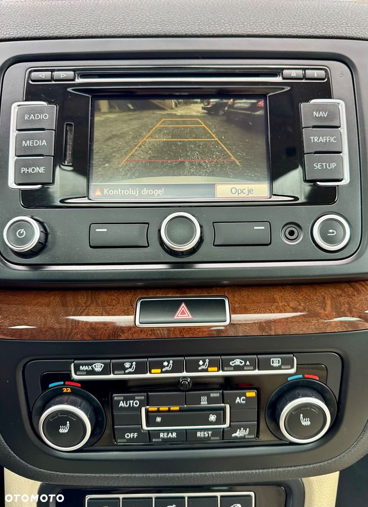 Volkswagen Sharan 2.0 TSI DSG Highline - 17