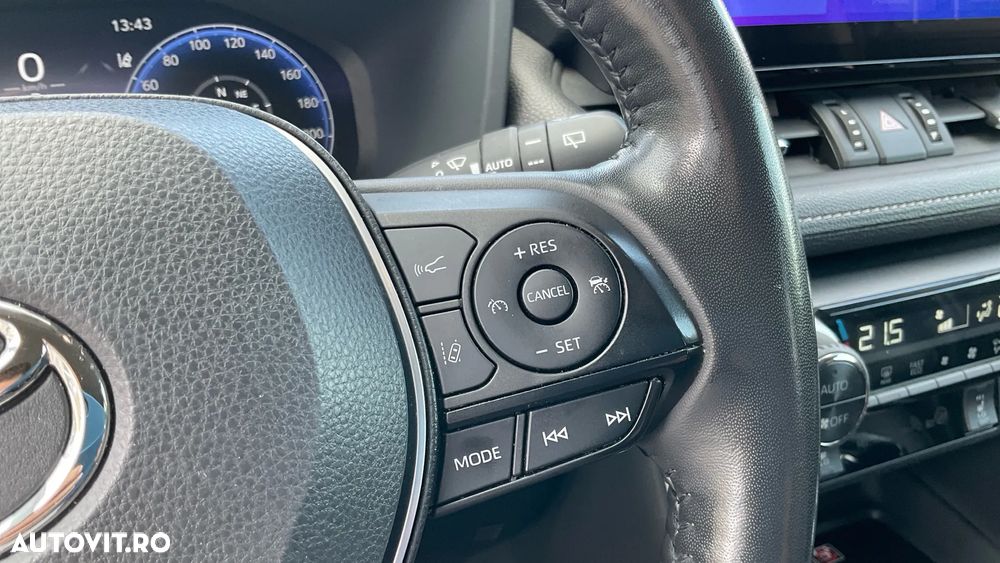 Toyota RAV4 2.5 VVT-iE 4x4 Luxury - 23