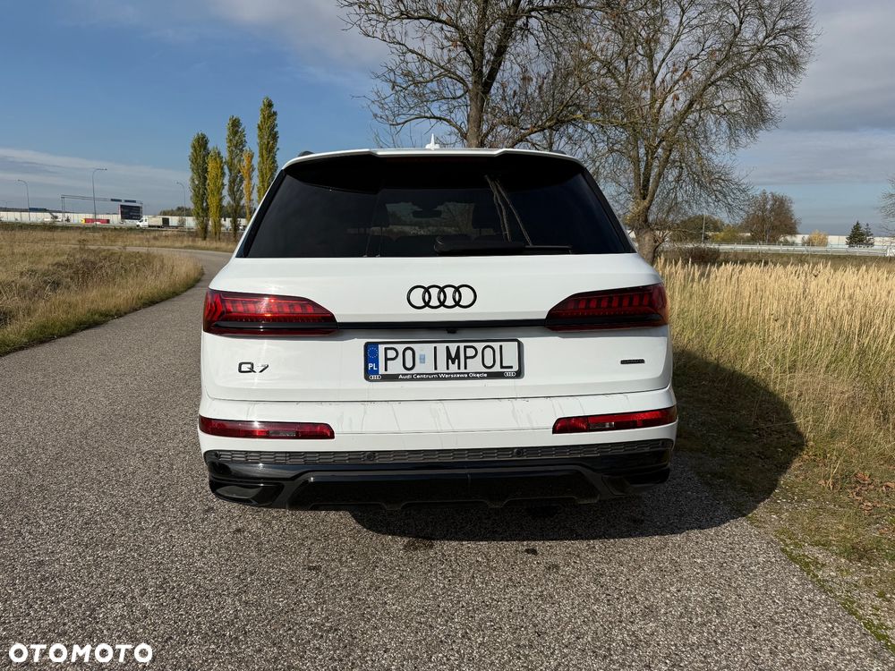 Audi Q7 - 8
