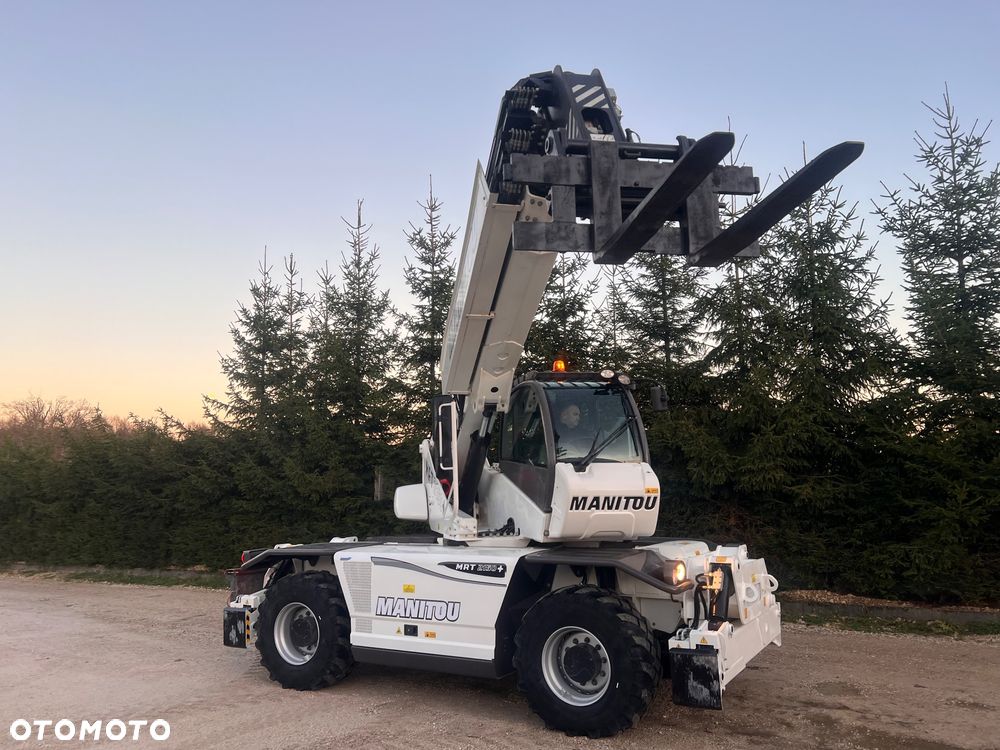 Manitou Ładowarka teleskopowa Manitou Mrt 2150 + Privilage Roto obrotowa 360 Pilot sterowanie radiowe Kosz Widły 2016/17 1840 2550 2540 silnik Mercedes 2150+ Merlo - 24