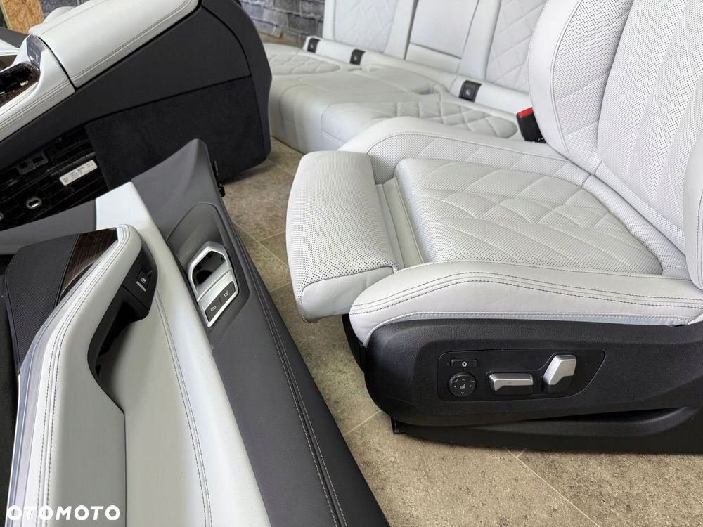 BMW X5 G05 WNĘTRZE FOTELE KANAPA BOCZKI M-PAKIET SKÓRA PODGRZEWANE SILVER - 12