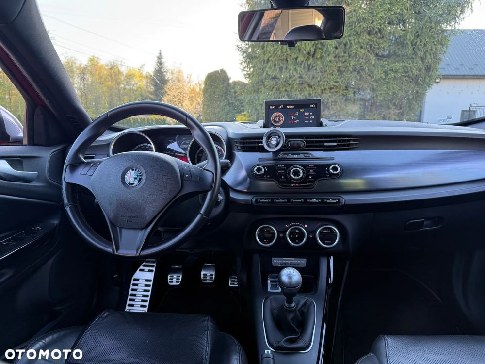 Alfa Romeo Giulietta 1750 TBi Quadrifoglio Verde - 30
