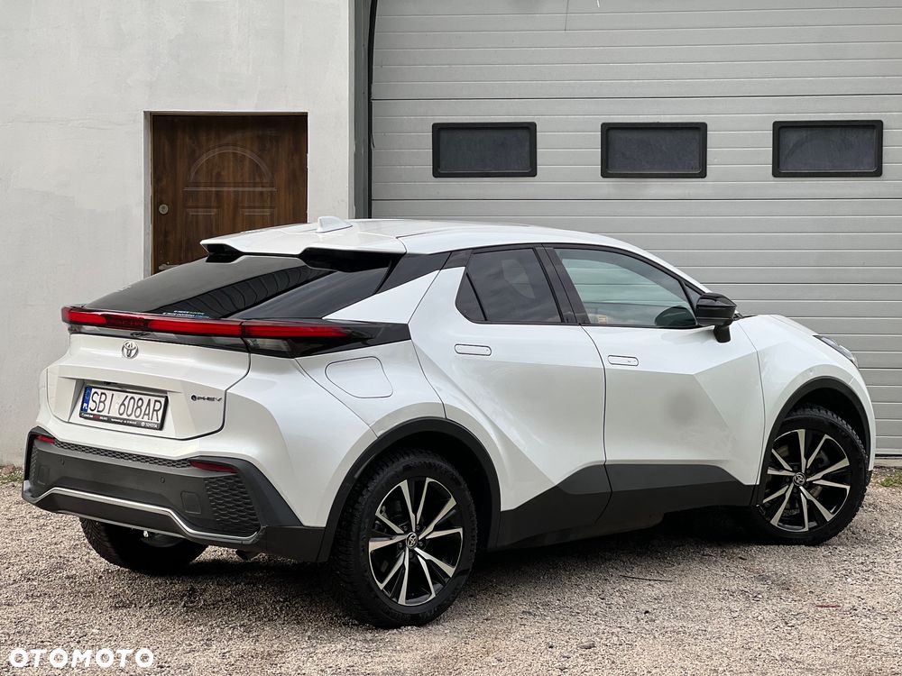 Toyota C-HR 2.0 PHEV Dynamic Force Comfort Plus - 12