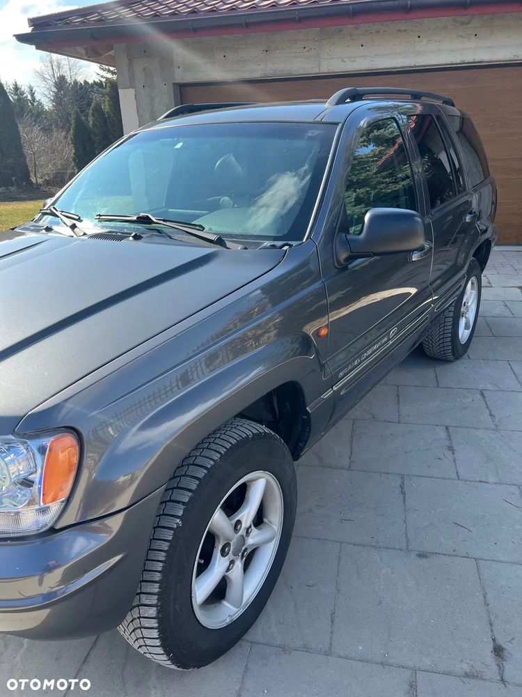 Jeep Grand Cherokee - 4