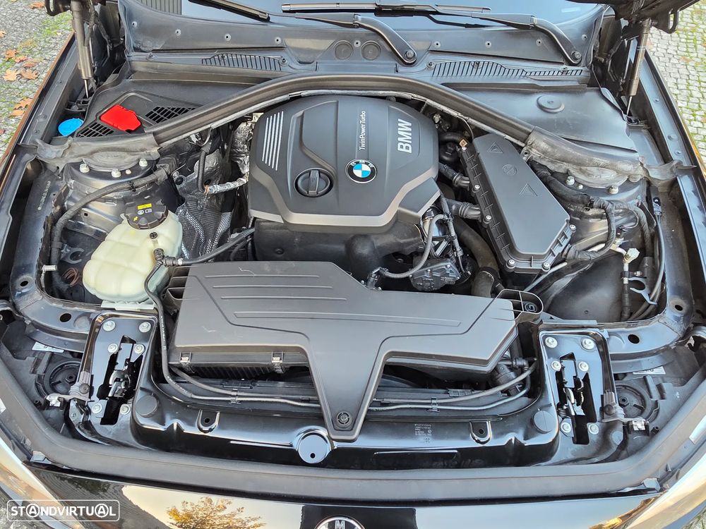 BMW 118 dA Line Urban - 25