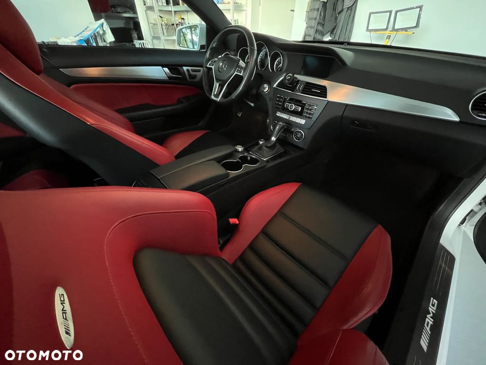 Mercedes-Benz Klasa C 63 AMG AMG SPEEDSHIFT MCT - 4