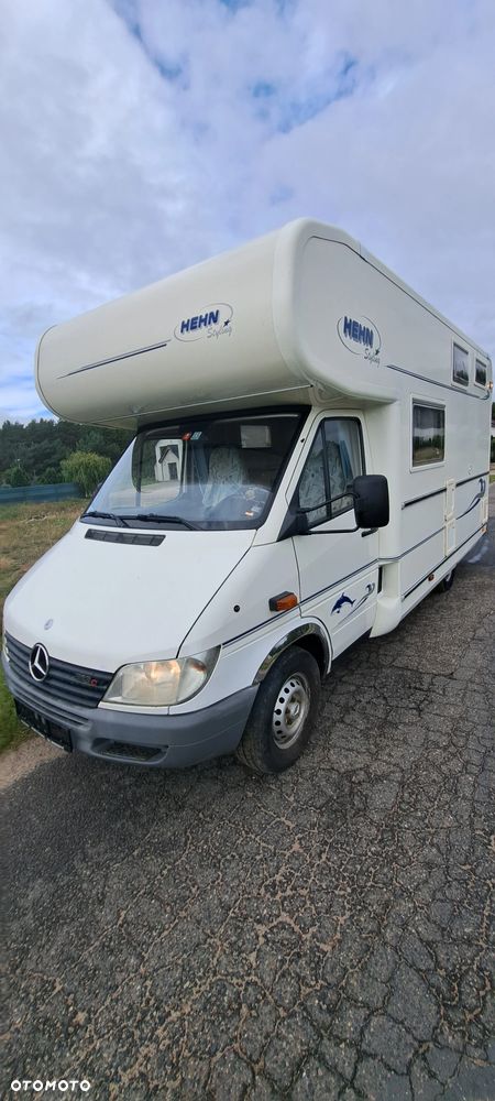 Mercedes-Benz Sprinter - 1