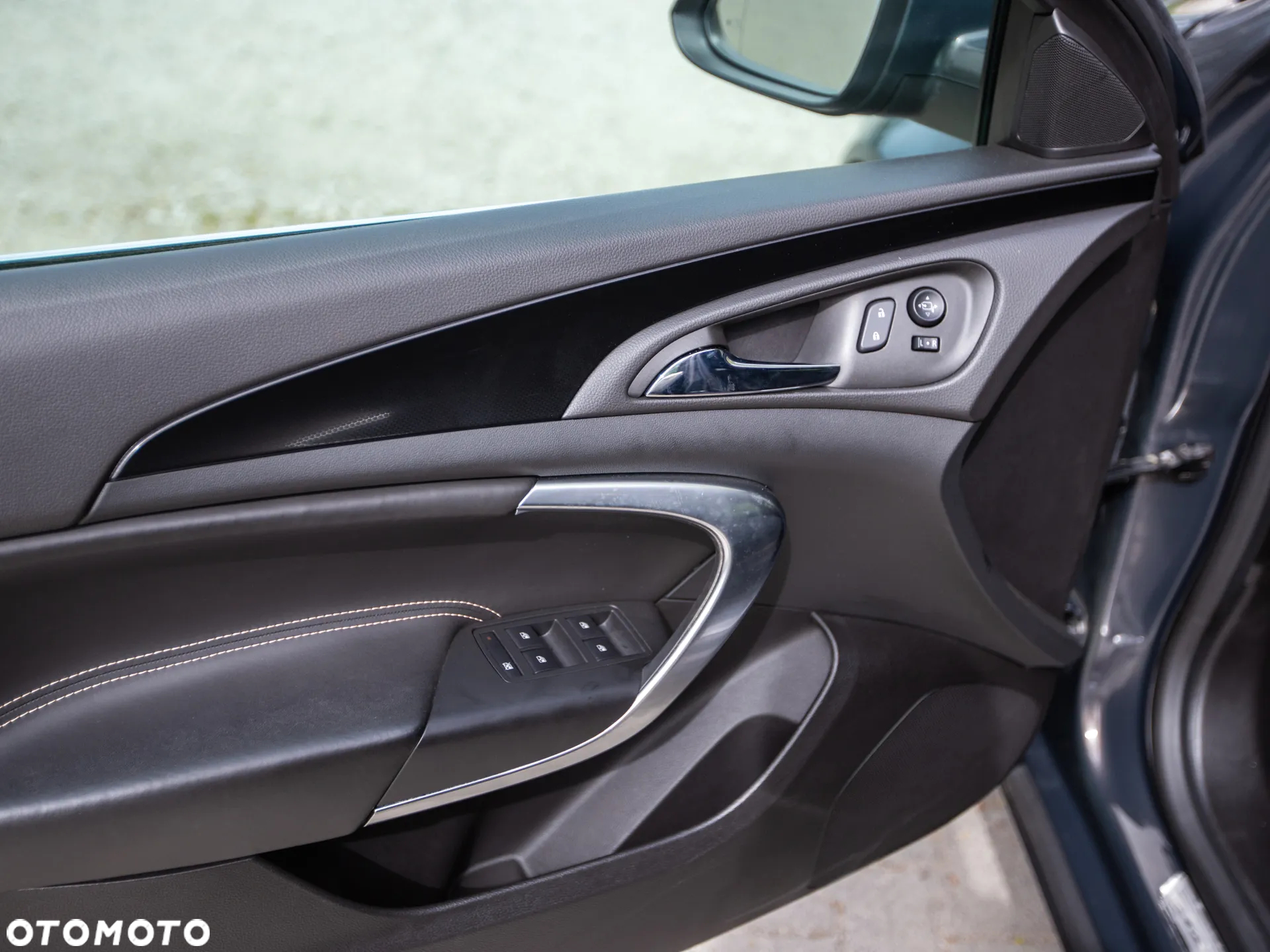 Opel Insignia 2.0 ECOTEC DI Turbo 4x4 ecoFLEX Start/St Business Edition - 17