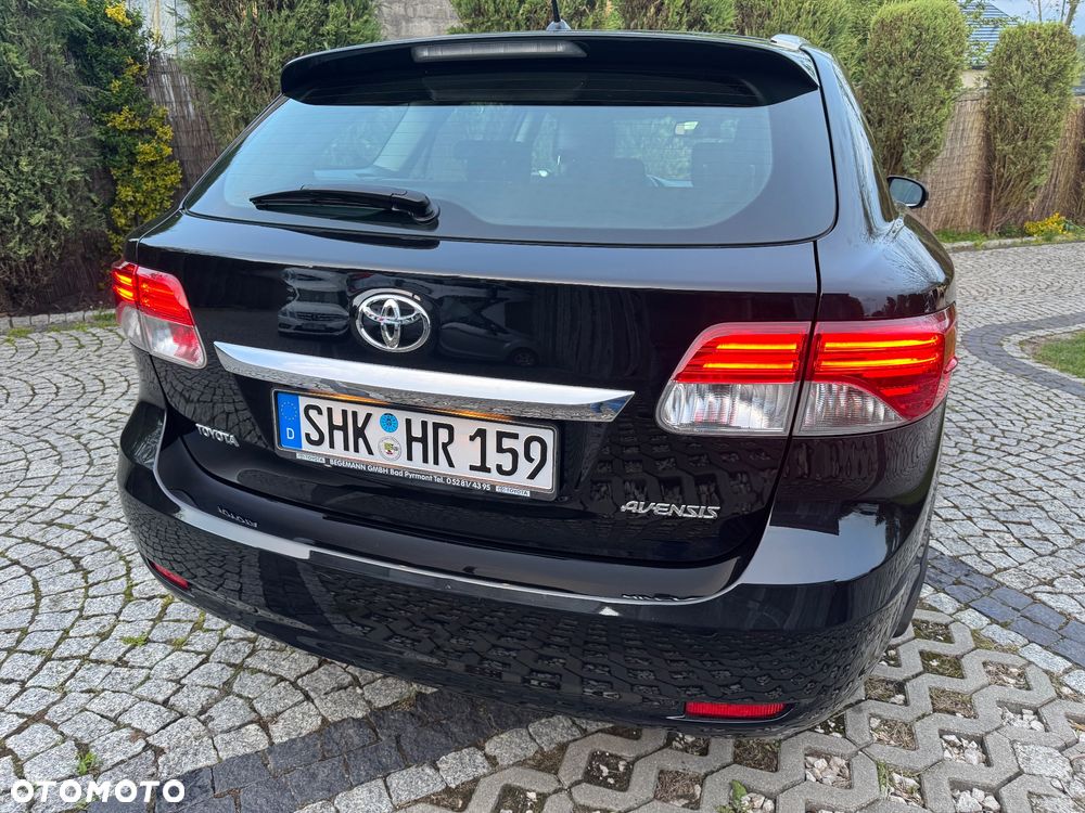 Toyota Avensis 1.8 Executive - 6