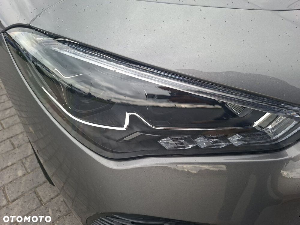 Mercedes-Benz CLA 200 d Progressive 8G-DCT - 19