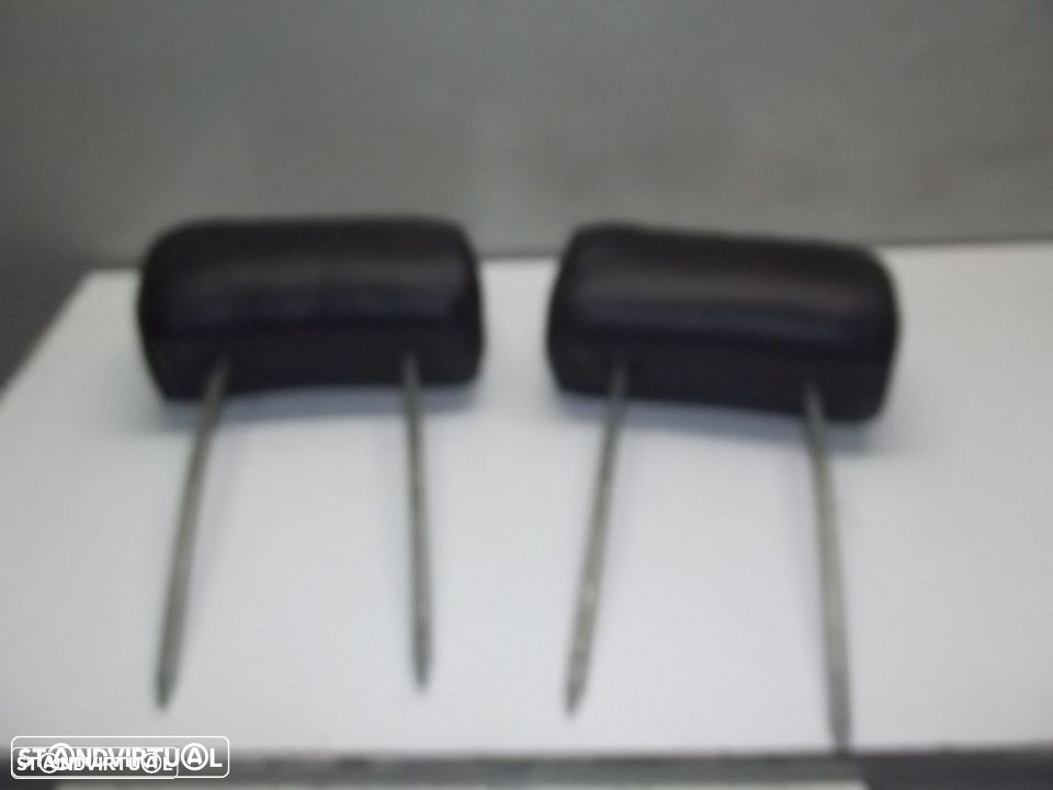 mercedes w 115 encostos de cabeça novos - 3
