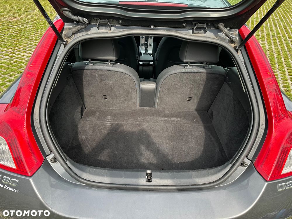 Volvo C30 D2 - 8