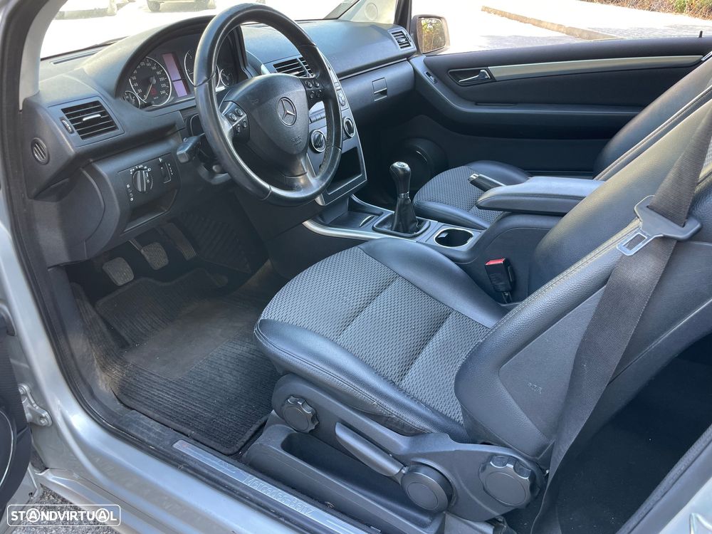 Mercedes-Benz A 160 Coupé CDi Avantgarde BlueEfficiency - 7