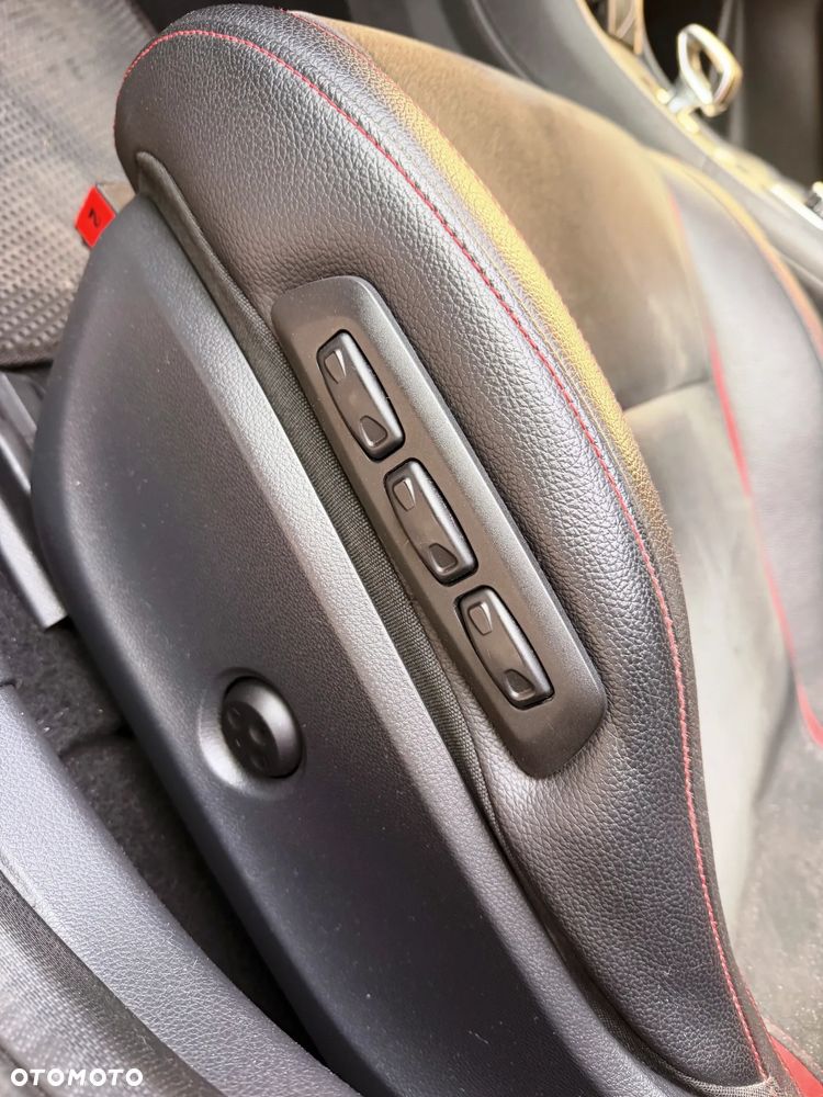Mercedes-Benz GLA 45 AMG 4-Matic Edition 1 - 11