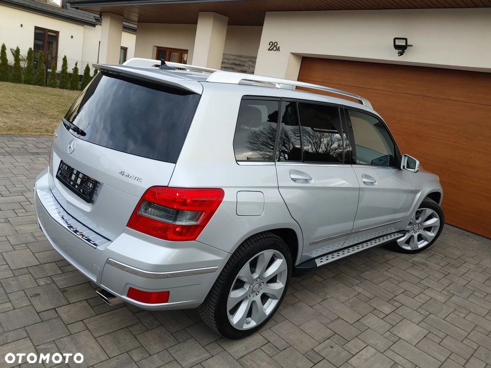 Mercedes-Benz GLK 350 4Matic 7G-TRONIC - 28