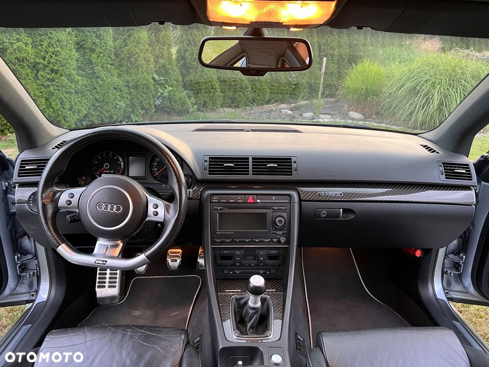 Audi RS4 Limousine - 19