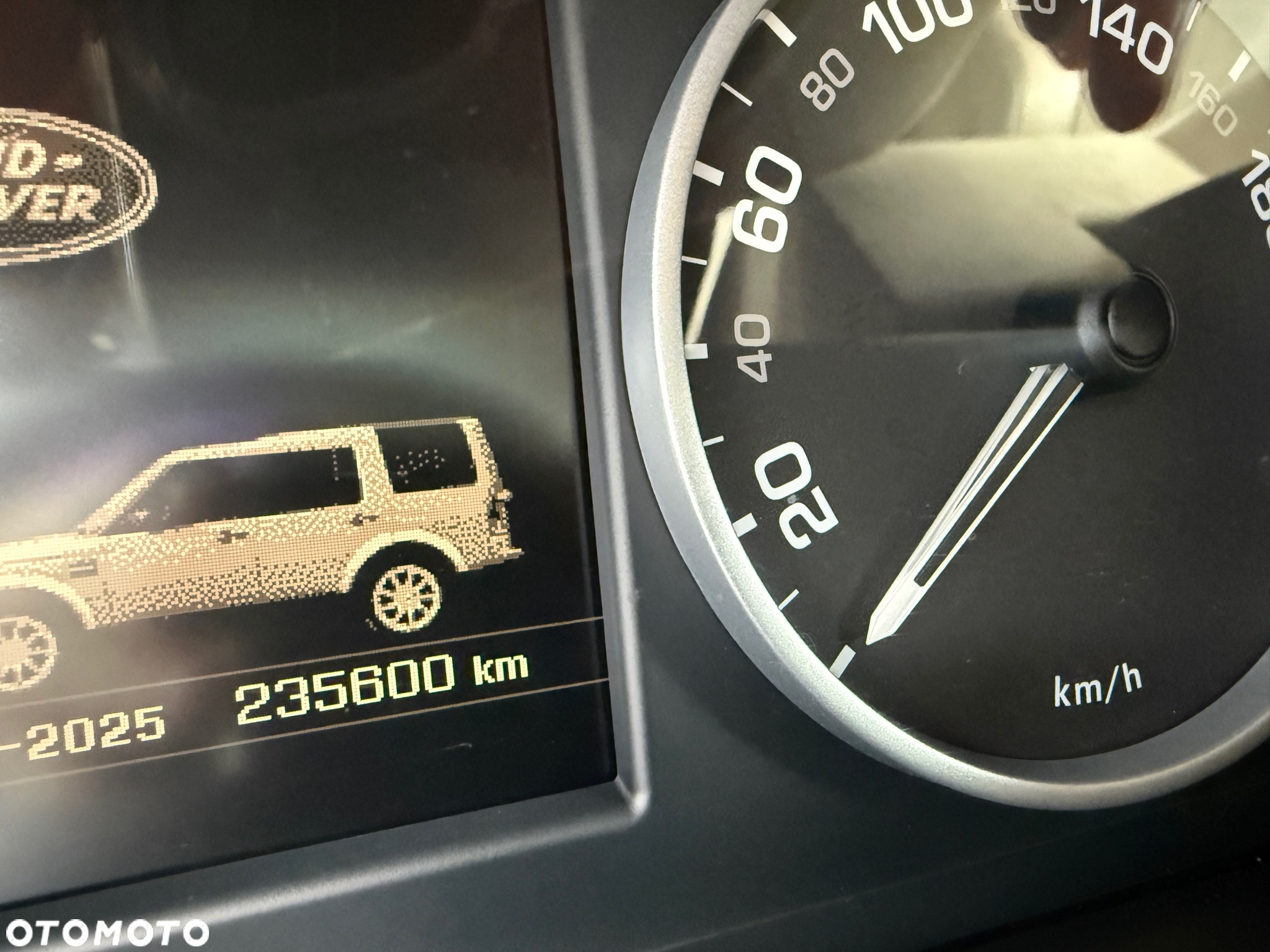 Land Rover Discovery IV 3.0D V6 HSE - 35