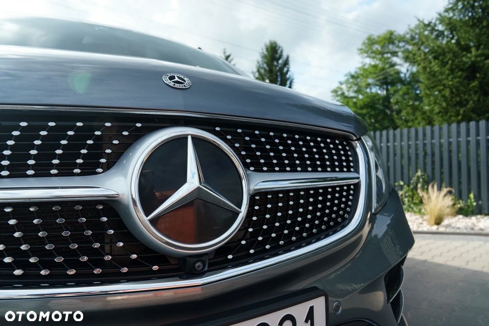 Mercedes-Benz Klasa V 300 d 9G-Tronic - 30