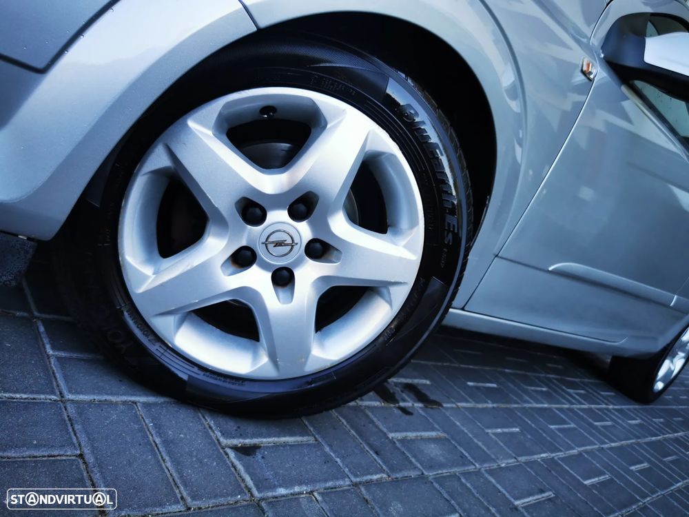 Opel Astra GTC 1.4 Selection - 12