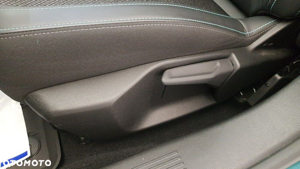 Peugeot 308 - 25