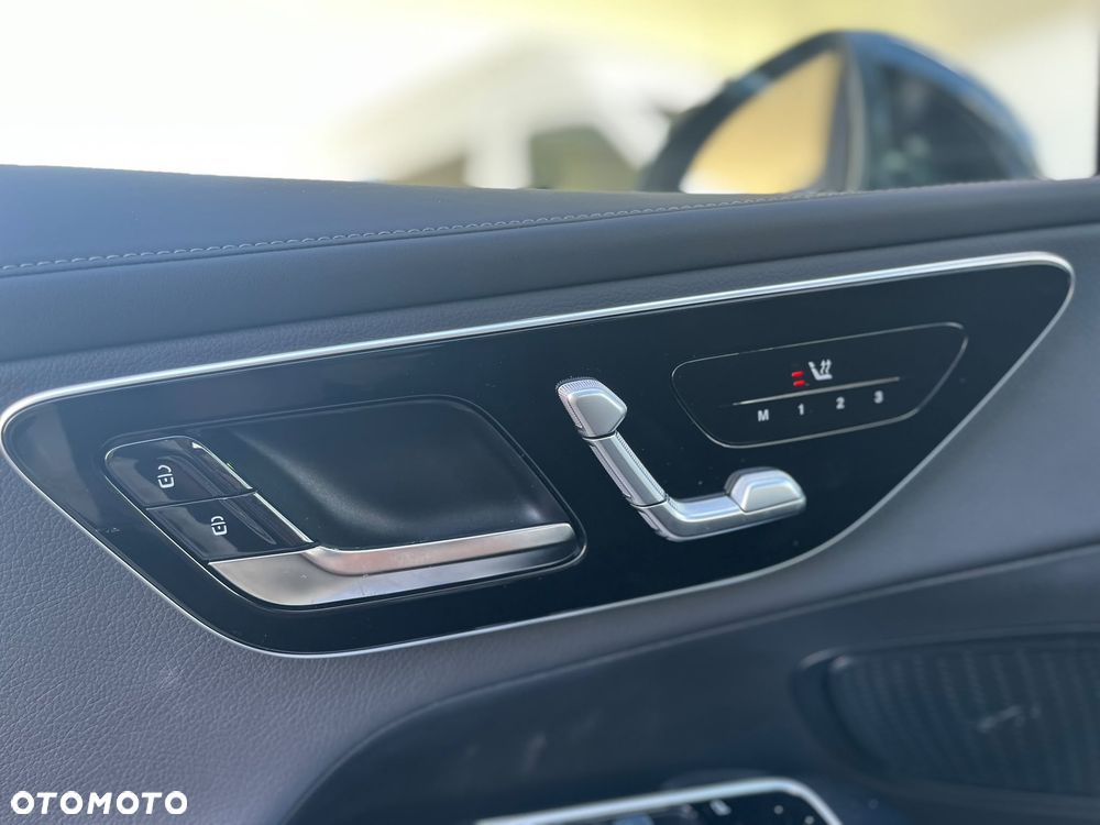 Mercedes-Benz GLC 200 mHEV 4-Matic AMG Line - 19