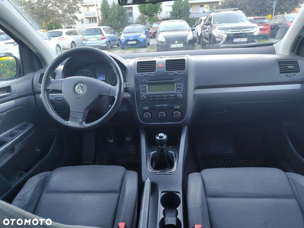 Volkswagen Golf 2.0 TDI GT Sport - 17