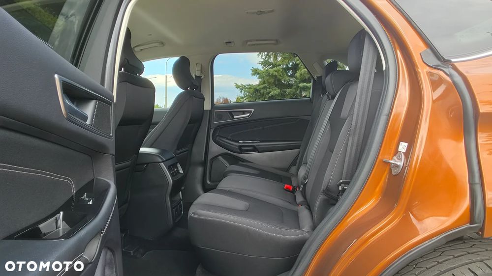 Ford Edge 2.0 TDCi 4x4 Titanium - 38