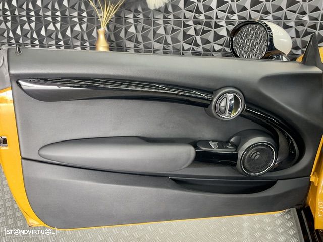 MINI 3 Portas Cooper Aut. - 31
