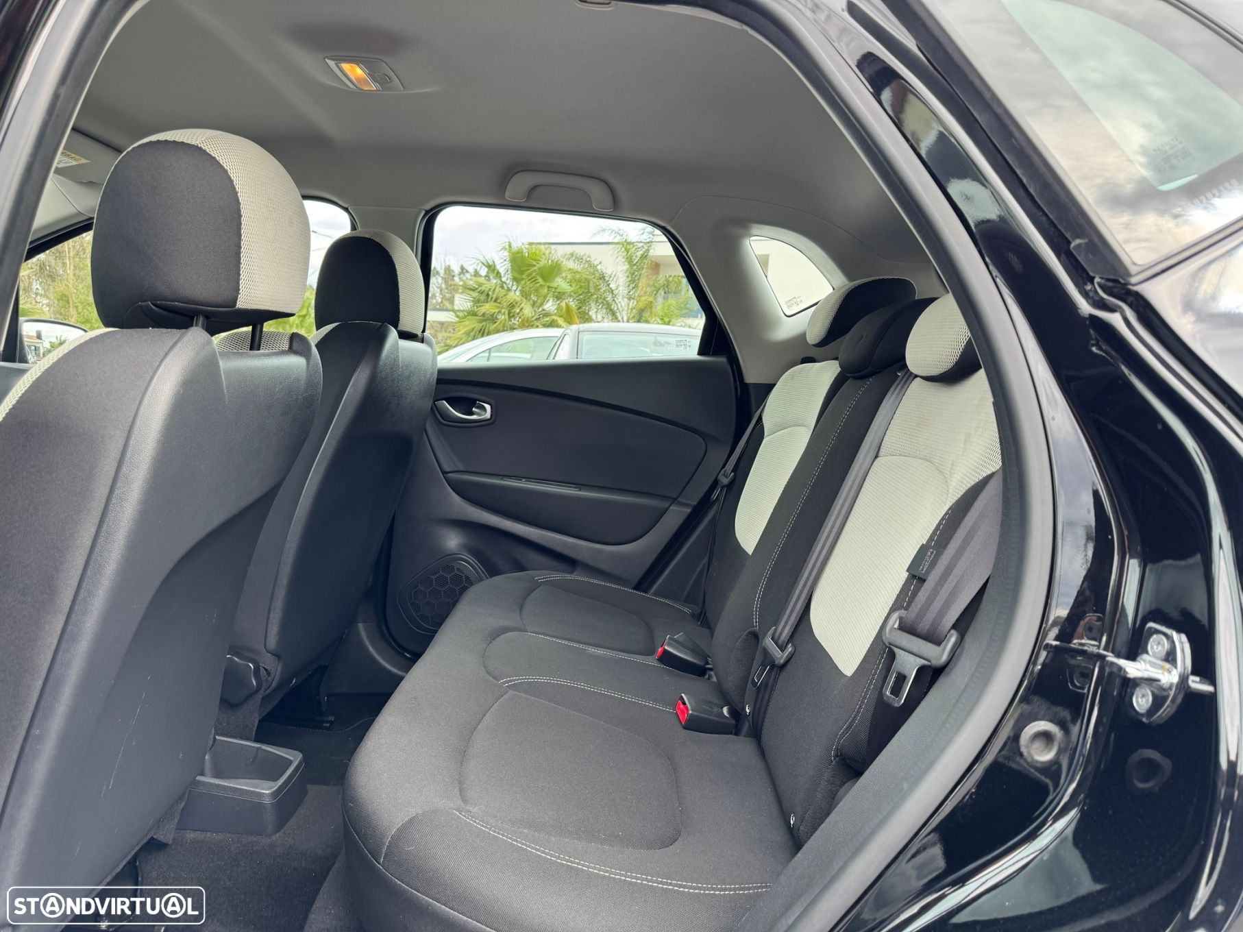 Renault Captur 0.9 TCE Exclusive - 22