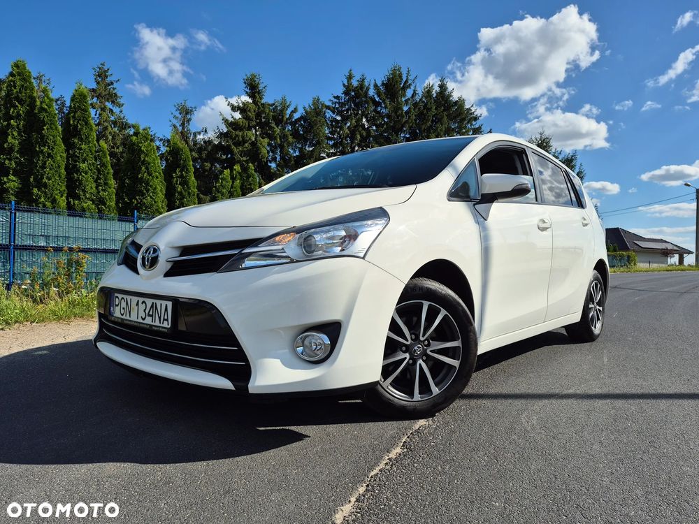 Toyota Verso - 2
