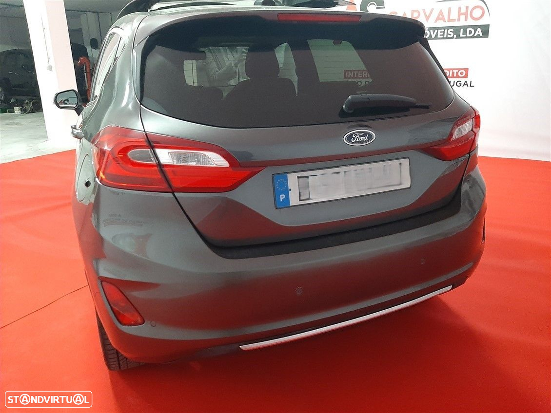 Ford Fiesta 1.5 TDCi Vignale - 18