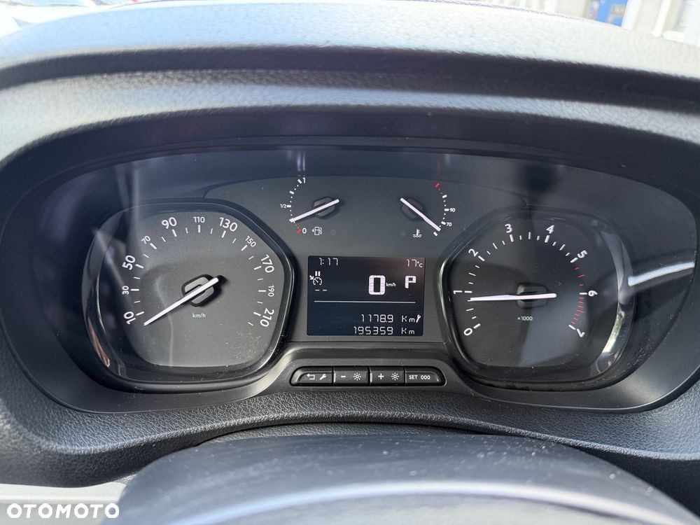 Citroën SpaceTourer M EAT6 Business - 14