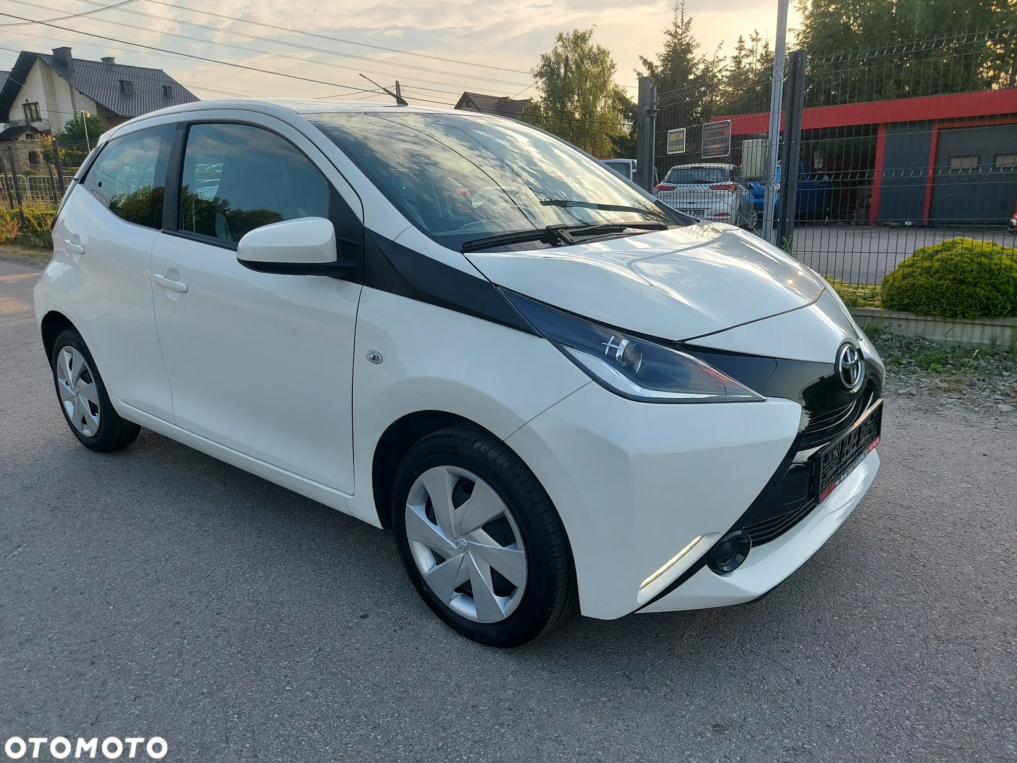 Toyota Aygo x-play - 10