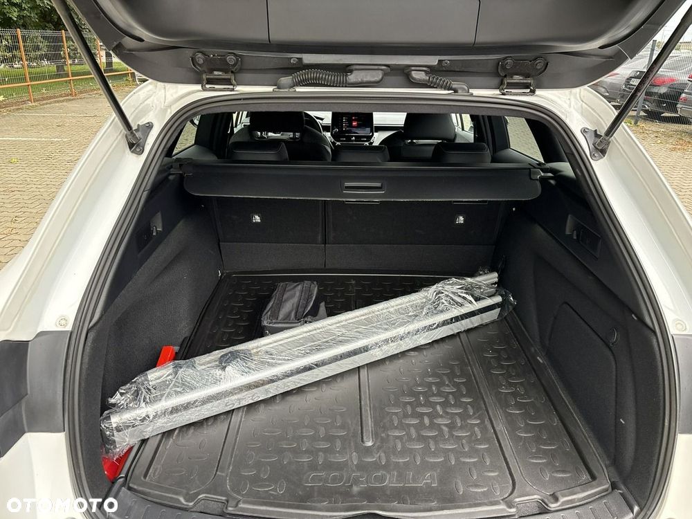 Toyota Corolla 2.0 Hybrid Comfort - 20