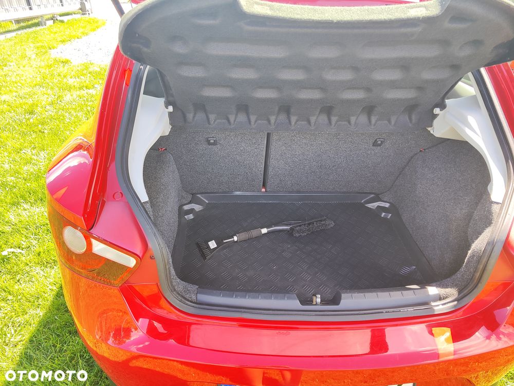 Seat Ibiza SC 1.4 16V Style - 8