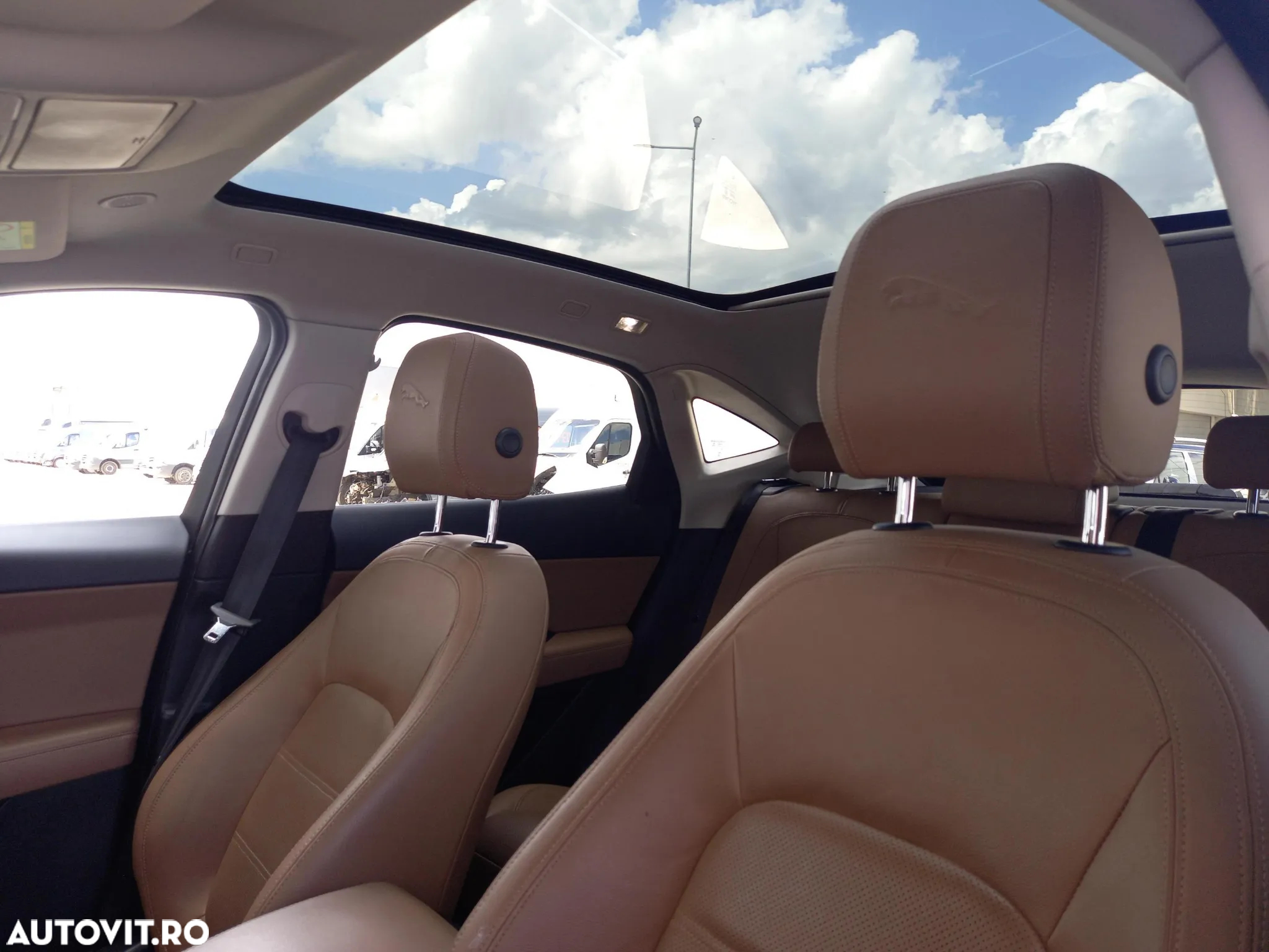 Jaguar E-Pace - 23