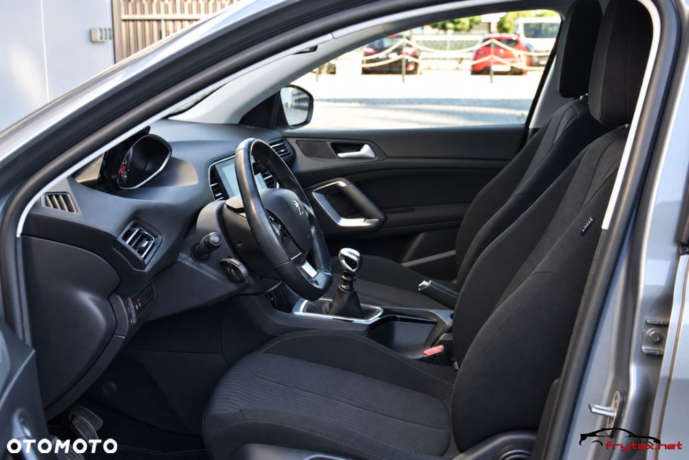 Peugeot 308 - 17