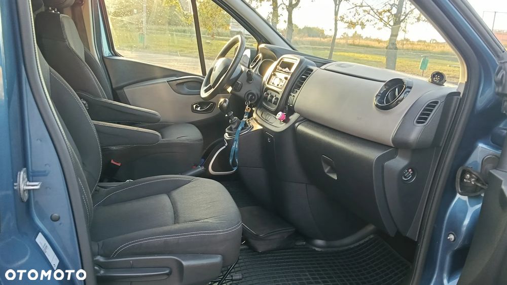 Renault TRAFIC - 25