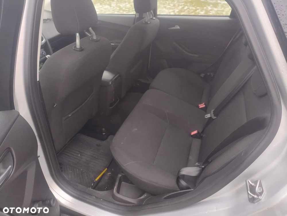 Ford Focus 1.6 TDCi Edition - 8