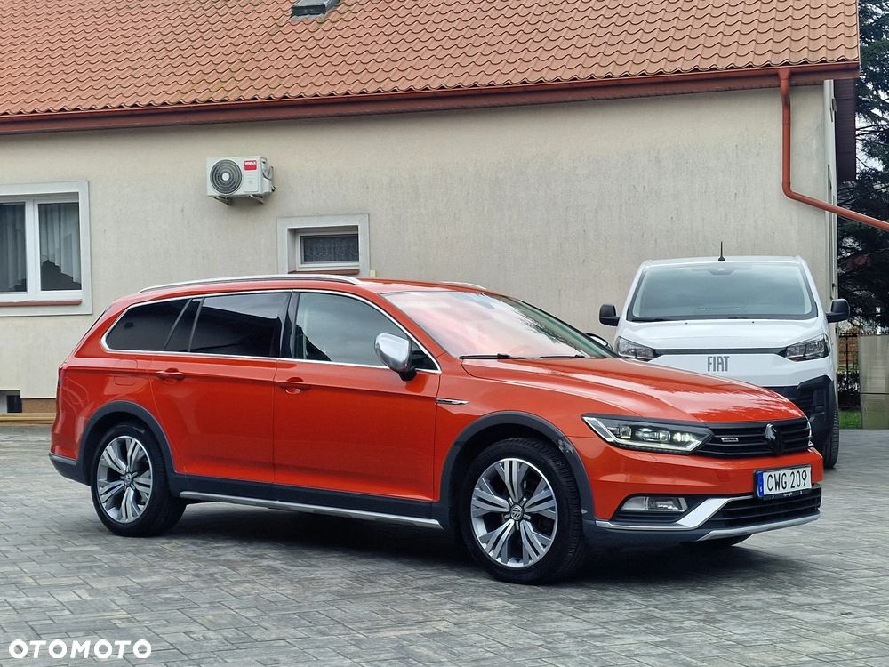 Volkswagen Passat - 32