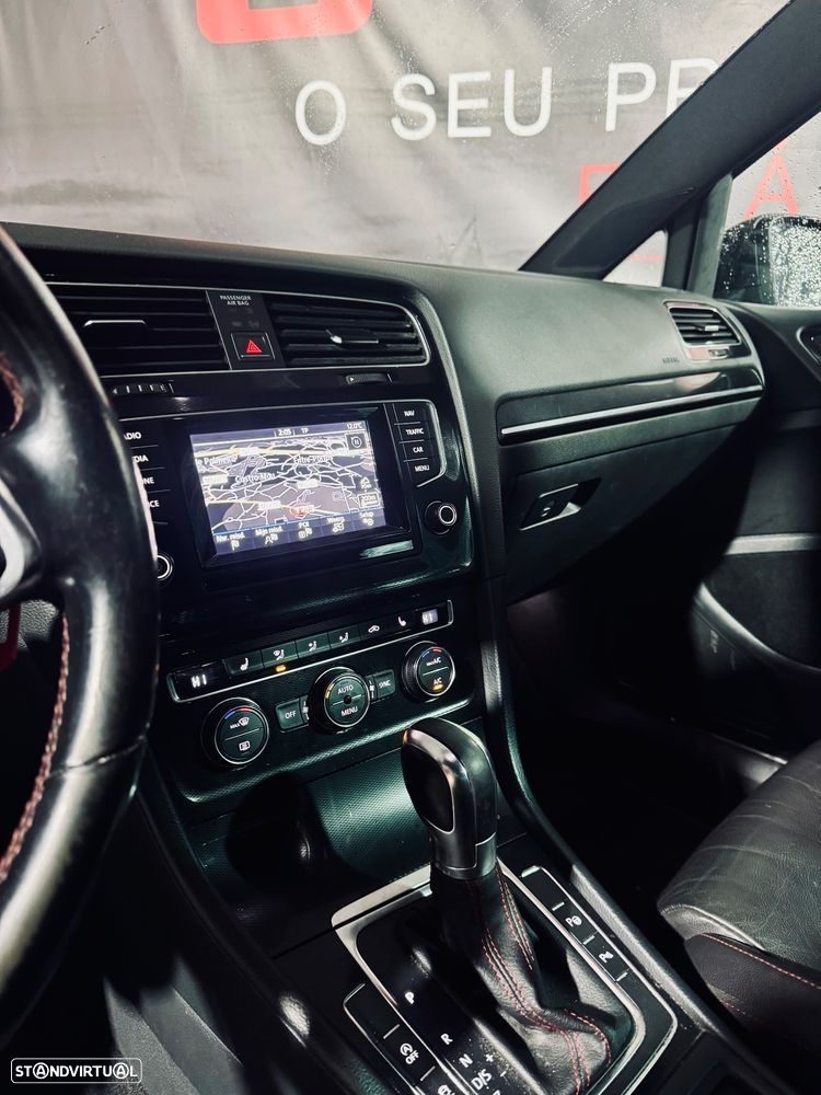 VW Golf GTI Performance BlueMotion DSG — photo 5