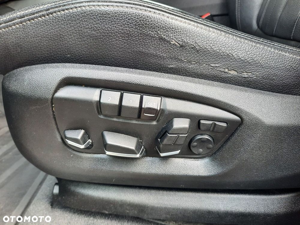 BMW X5 xDrive25d - 39