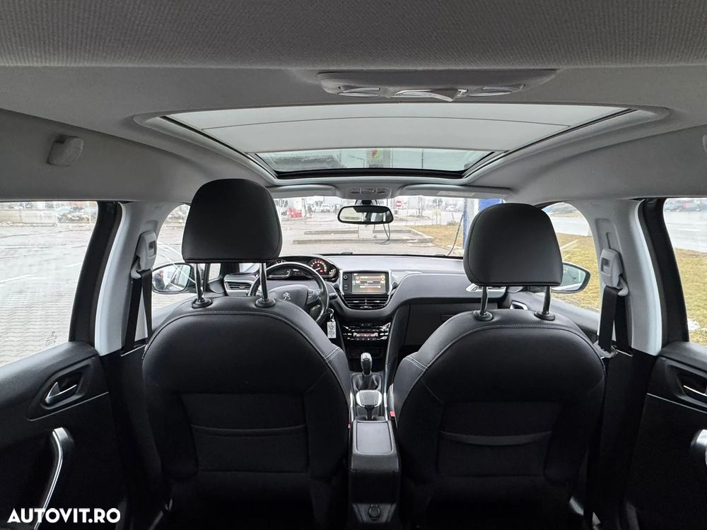 Peugeot 2008 1.6 e-HDi FAP STT Allure - 13