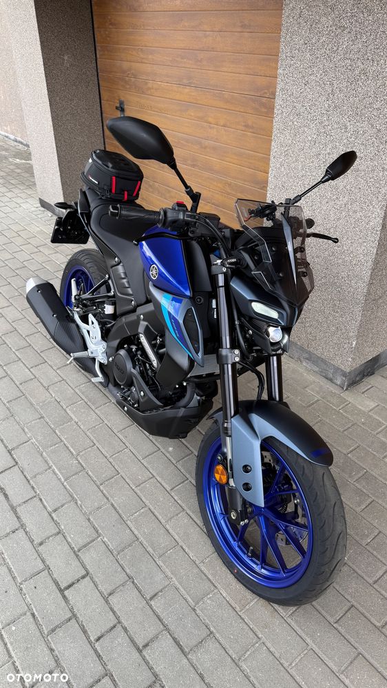Yamaha MT - 8